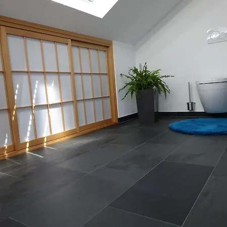Nadabei Guest house