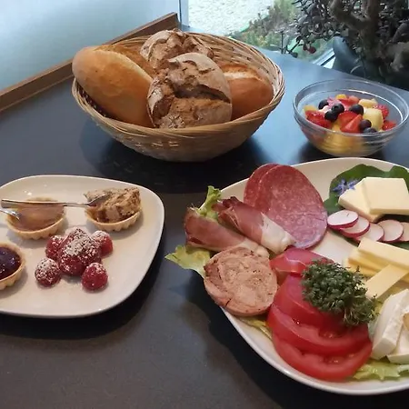 Nadabei Guest house