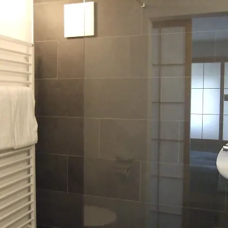 Nadabei Guest house *